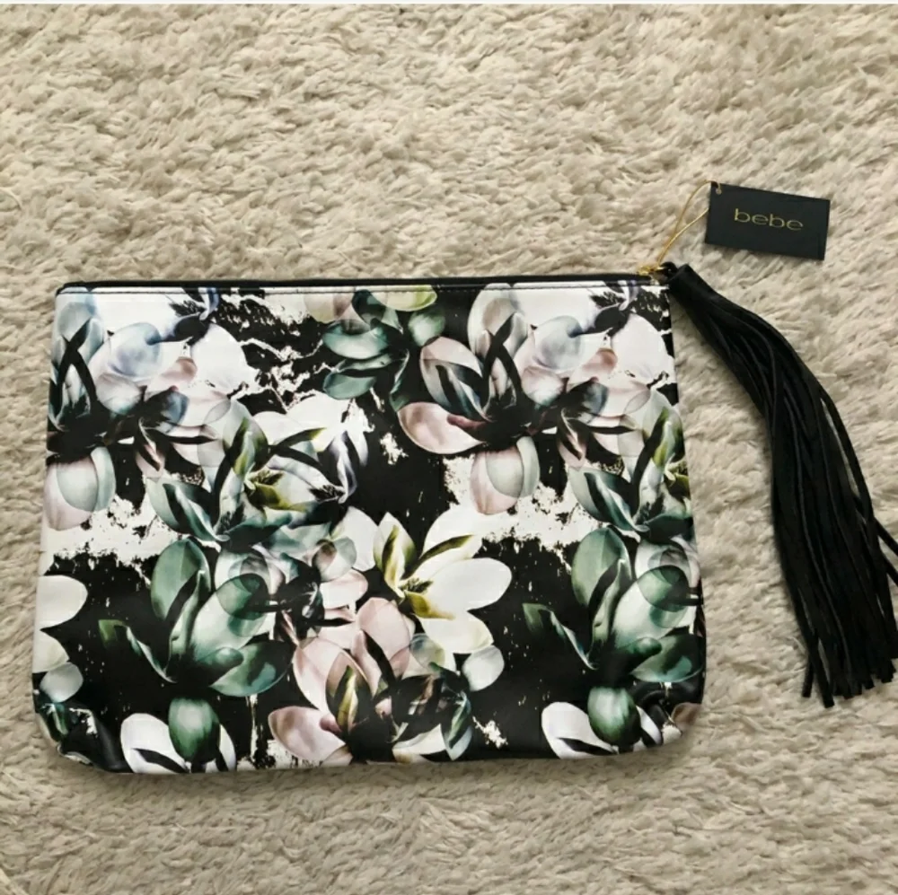 BEBE Magnolia Frost ClutchNWT!